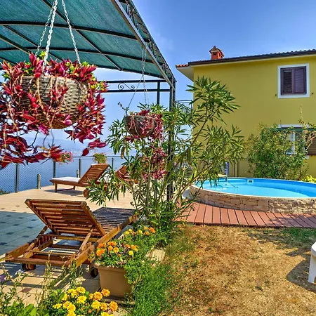 Laurus-3 By Interhome Apartamento