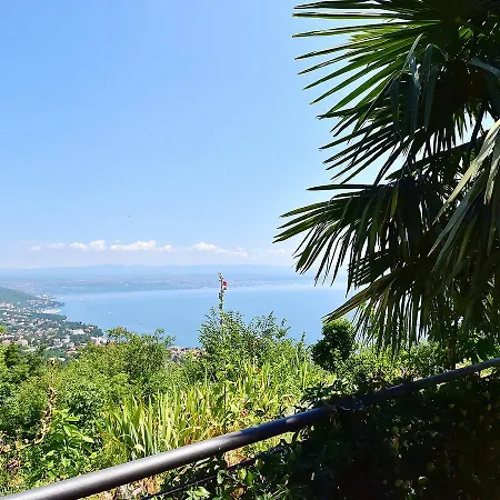 Apartamento Laurus-3 By Interhome Lovran