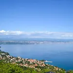 Appartamento Laurus-3 By Interhome *