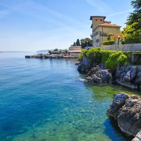 Laurus-3 By Interhome * Lovran