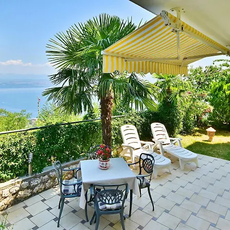 Laurus-3 By Interhome